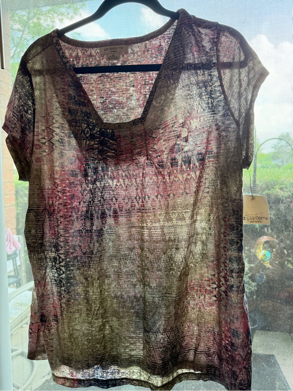 Liz Claiborne lightweight Short-Sleeve Top